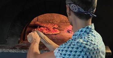 Delicious Wood-Fired Pizza in Honolulu, Hawaii